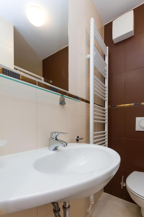 Premium Marina Apartments With Sea View By Locap Group Portorož Exterior foto