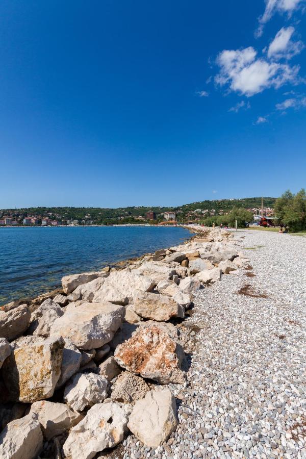 Premium Marina Apartments With Sea View By Locap Group Portorož Exterior foto